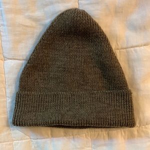 James Street port beanie